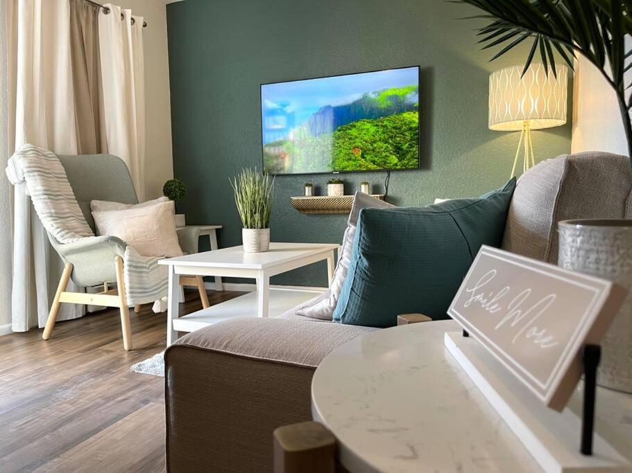 Contemporary 2-Bedroom Rental Unit Eagle Pass Exterior photo