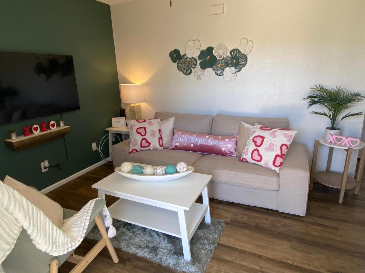 Contemporary 2-Bedroom Rental Unit Eagle Pass Exterior photo
